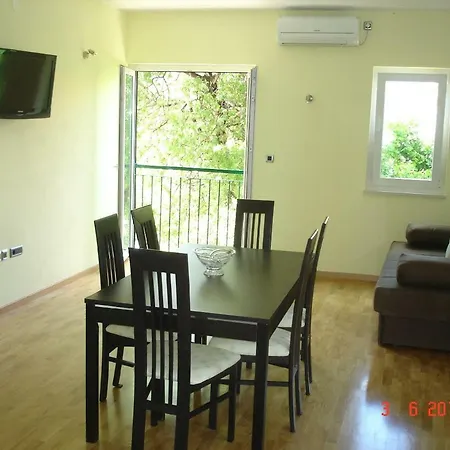 Ante Apartamento